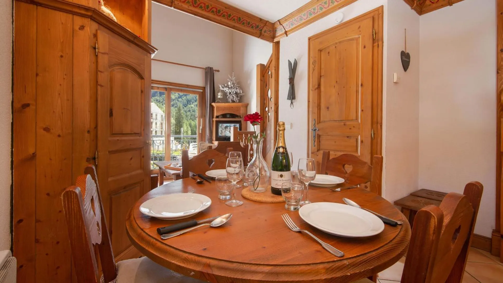 Residence Le Cristal - Lognan 7 - Happy Rentals Chamonix 0*,